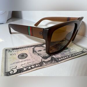 Unisex NEW Polarized New UVA UVB great for the beach and pool - or daily life -